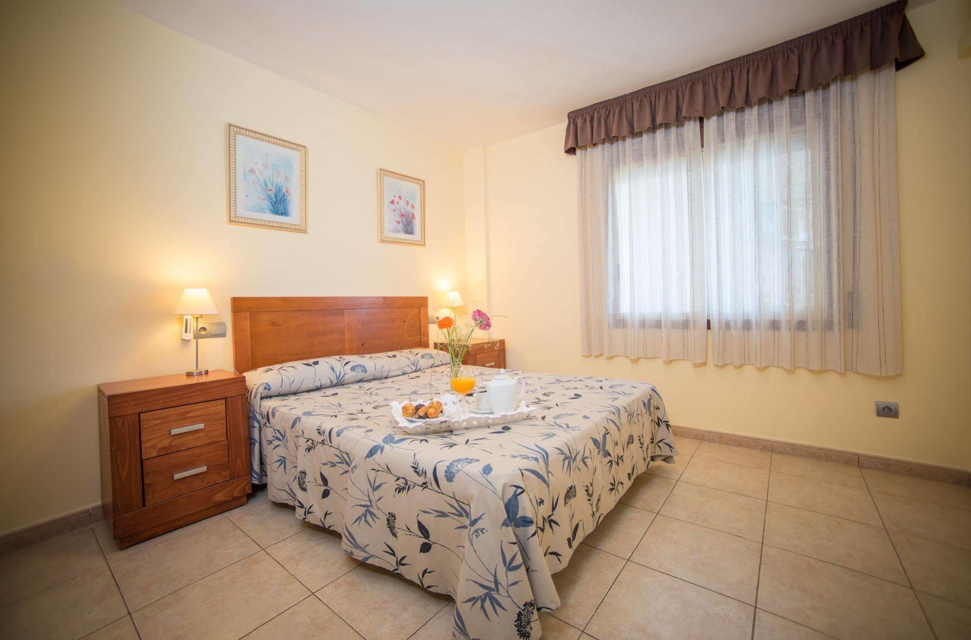 Ona Jardines Paraisol Salou Kültér fotó